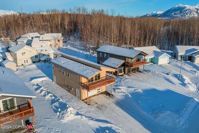 1070 E Mountain Peak Loop