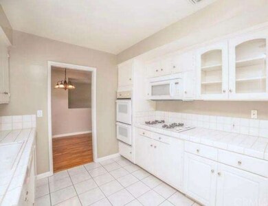 739 E Renwick Rd, Glendora, CA 91740 - photo 2