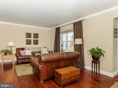 100 Lesha Dr, Morrisville, PA 19067 - photo 3