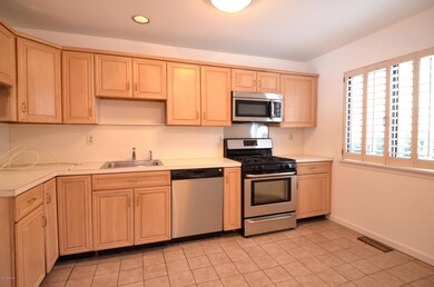 105 River W, Greenwich, CT 06831 - photo 4