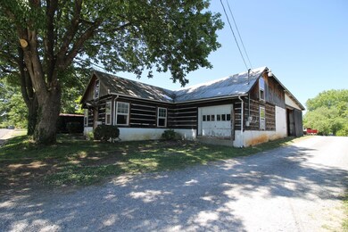 706 Earl St, Johnson City, TN 37601 - photo 2