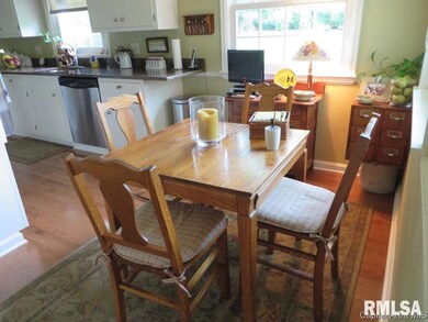 6 Bellevue Dr, Jacksonville, IL 62650 - photo 7