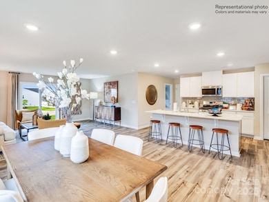 131 Rock Ave, Statesville, NC 28625 - photo 4