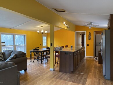 311 Forest Dr, Blooming Grove, PA 18428 - photo 7