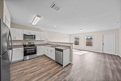 2707 Marguerite St, Bay City, TX 77414 - photo 3