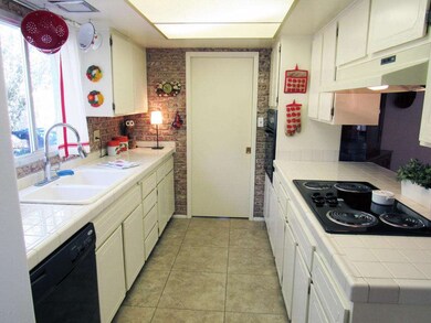 1649 E Laguna Dr, Tempe, AZ 85282 - photo 6