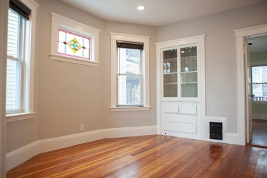 19 Rowell St unit 2, Dorchester, MA 02125 - photo 3