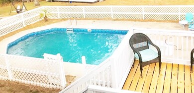 Pool with new liner