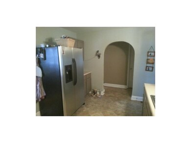 Large kitchen with lots of storage