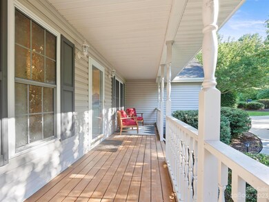 94 Chestnut Ln, Hendersonville, NC 28792 - photo 4