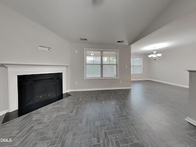 295 New Castle Ln, Spring Lake, NC 28390 - photo 3