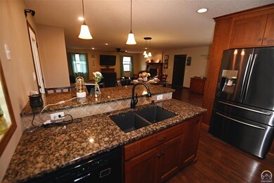 6141 SW 53rd St, Topeka, KS 66610 - photo 7