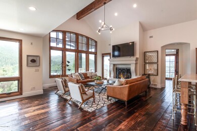 7357 Pine Ridge Dr Park City-005-005-735
