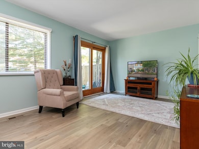 1636 New Windsor Ct, Crofton, MD 21114 - photo 7