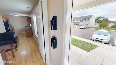 601 Honeysuckle Ln, Bloomsburg, PA 17815 - photo 3