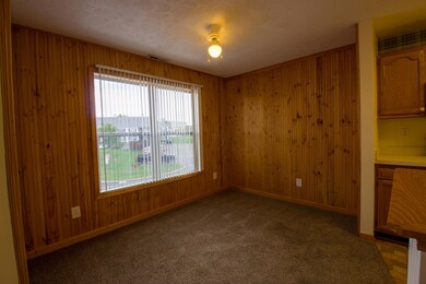 663 Millcrest Dr unit 663A, Marysville, OH 43040 - photo 3