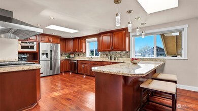 320 Bowlin Ave NE, Orting, WA 98360 - photo 4