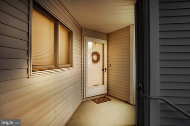 208 Madeline Ct unit 208, Newark, DE 19711 - photo 2