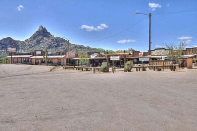 Pinnacle Peak Patio