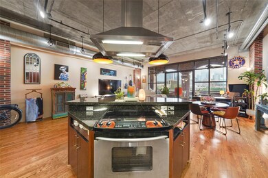 505 Bastrop St unit 403, Houston, TX 77003 - photo 6