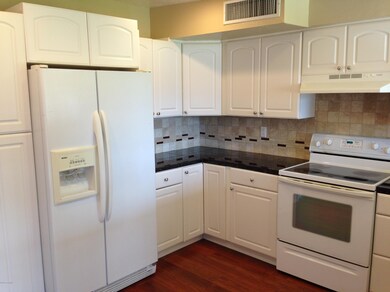 Kitchen 4