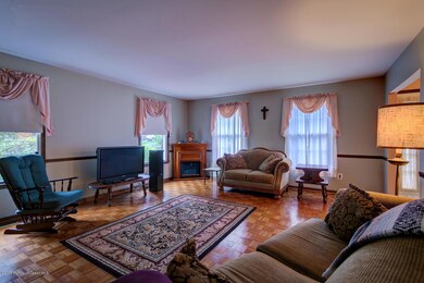 10 Fairway Ct Wrightstown NJ-large-012-1