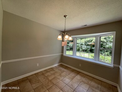 1024 Foscue Dr, Jacksonville, NC 28540 - photo 5