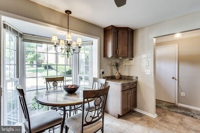 718 N Armistead St, Alexandria, VA 22312 - photo 4