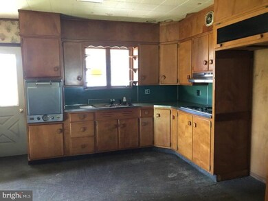 16 S Tamaqua Dr, Tamaqua, PA 18252 - photo 4