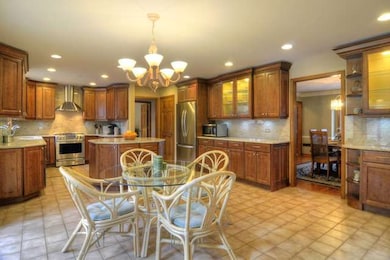 2241 Augustana Ct, Naperville, IL 60565 - photo 7