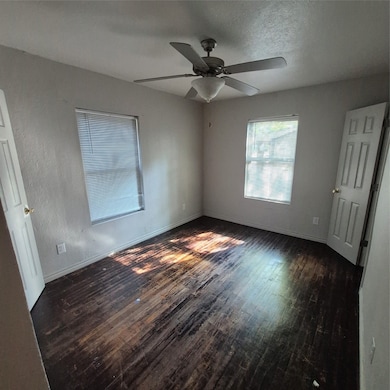 6713 Lakeside Dr, Lake Worth, TX 76135 - photo 7