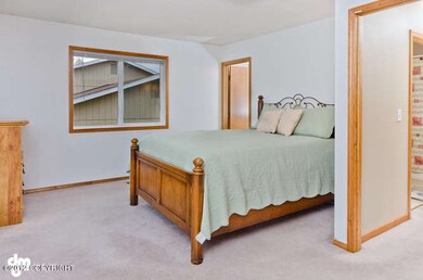 [photo 2330461] Master Bedroom