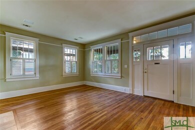 209 E 49th St, Savannah, GA 31405 - photo 4