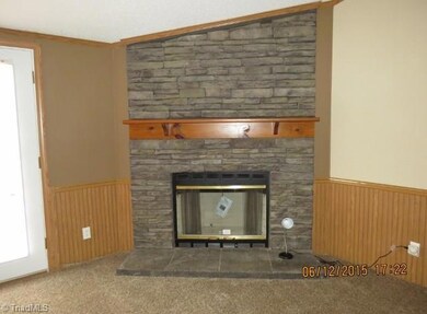 133 Jordan Ln, Statesville, NC 28677 - photo 6