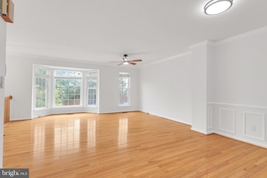 42104 Fremont Preserve Square, Stone Ridge, VA 20105 - photo 5