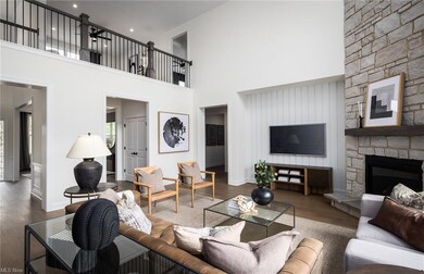 930 Reids Way, Aurora, OH 44202 - photo 2