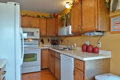 312 E Spence St, Colby, WI 54421 - photo 2