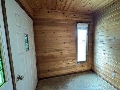 452 Mill St, Manawa, WI 54949 - photo 7