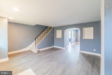 541 Randolph St, Camden, NJ 08105 - photo 5