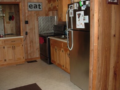 209 S 3rd St, Francisco, IN 47649 - photo 4