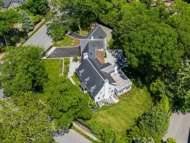 160 Laurel Rd, Chestnut Hill, MA 02467 - photo 4