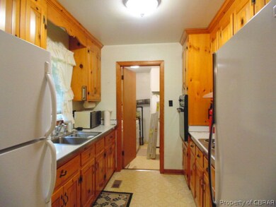 517 19th St, West Point, VA 23181 - photo 5