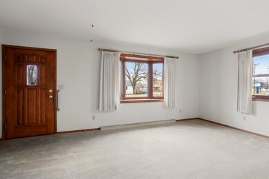 2109 E College Ave, Appleton, WI 54915 - photo 6