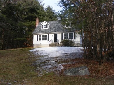 81 Woodland Rd, Uxbridge, MA 01569 - photo 3