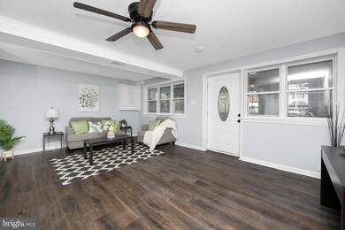 1085 Macarthur Dr, Camden, NJ 08104 - photo 7