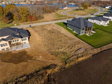 575 S Shore Dr, Lake Winnebago, MO 64034 - photo 5