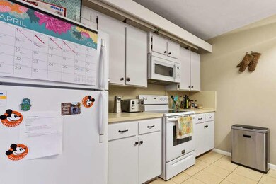 628 6th Way West Palm Beach FL-small-012