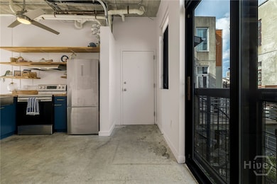 2406 De Soto Ave unit B, Savannah, GA 31401 - photo 7