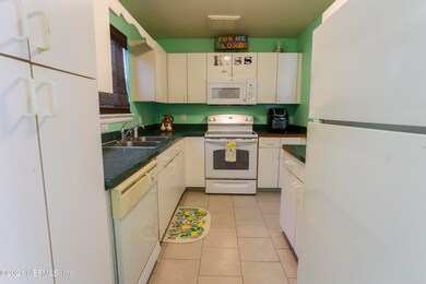 6725 Mopsy Ln, Jacksonville, FL 32210 - photo 7