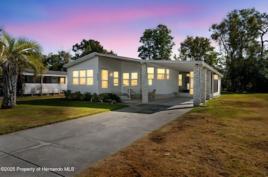 5177 Forest Glenn Dr, Spring Hill, FL 34607 - photo 2